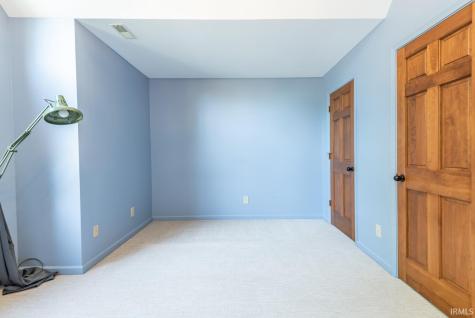 9982 S Saint Andrews Lane Bloomington IN 47401