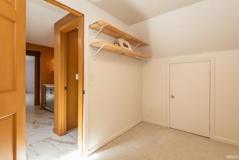 9982 S Saint Andrews Lane Bloomington IN 47401