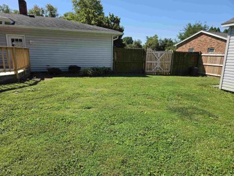 310 Eastgate Drive Vincennes IN 47591