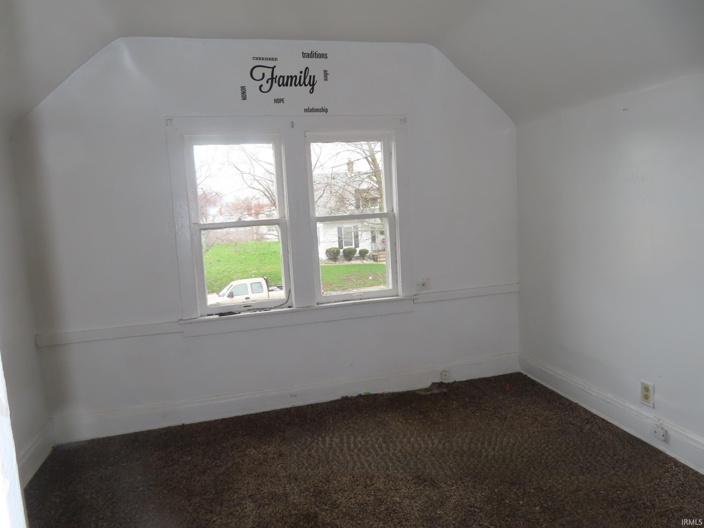 1911 S Scott Street South Bend IN 46613