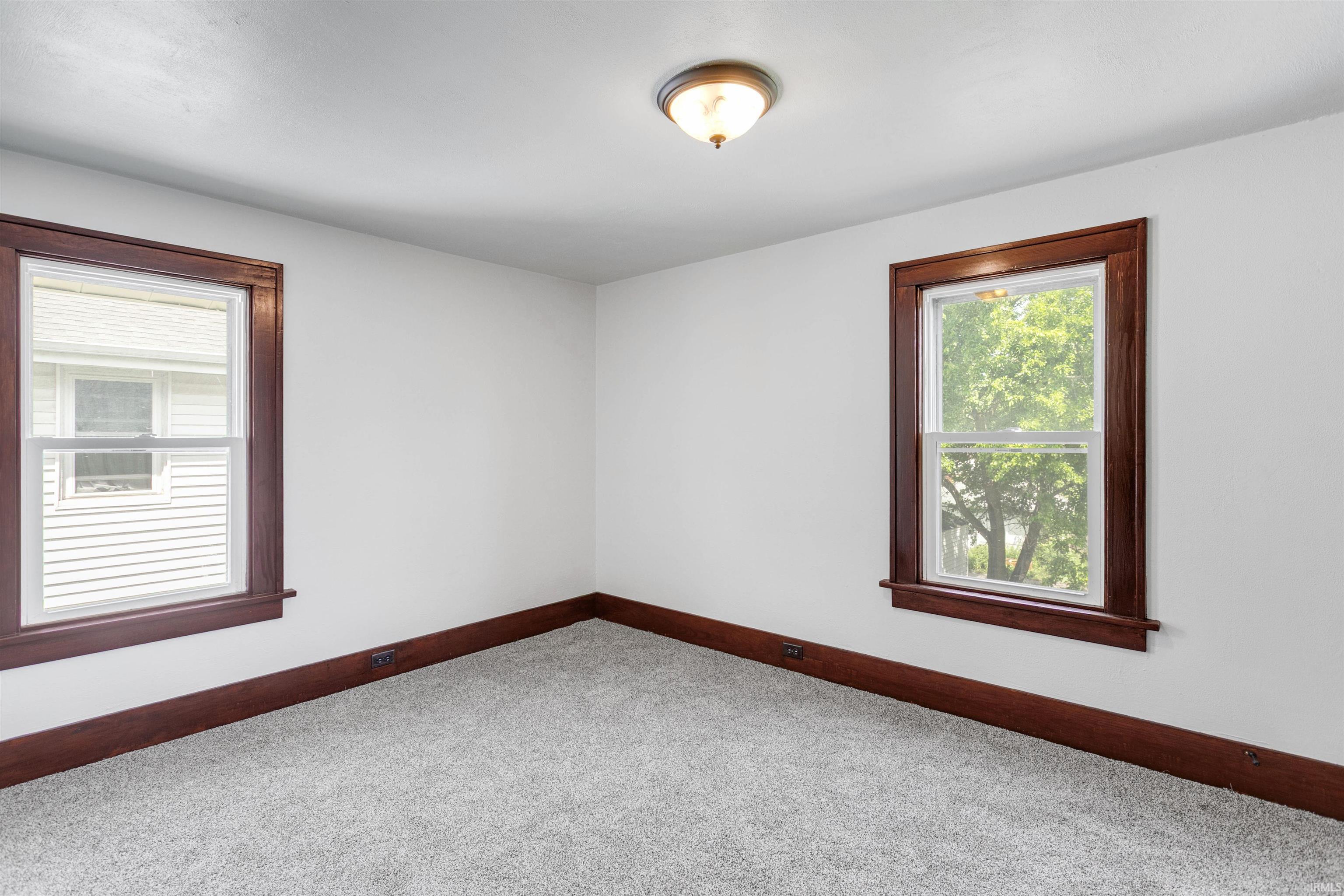 217 Altgeld Street South Bend IN 46614