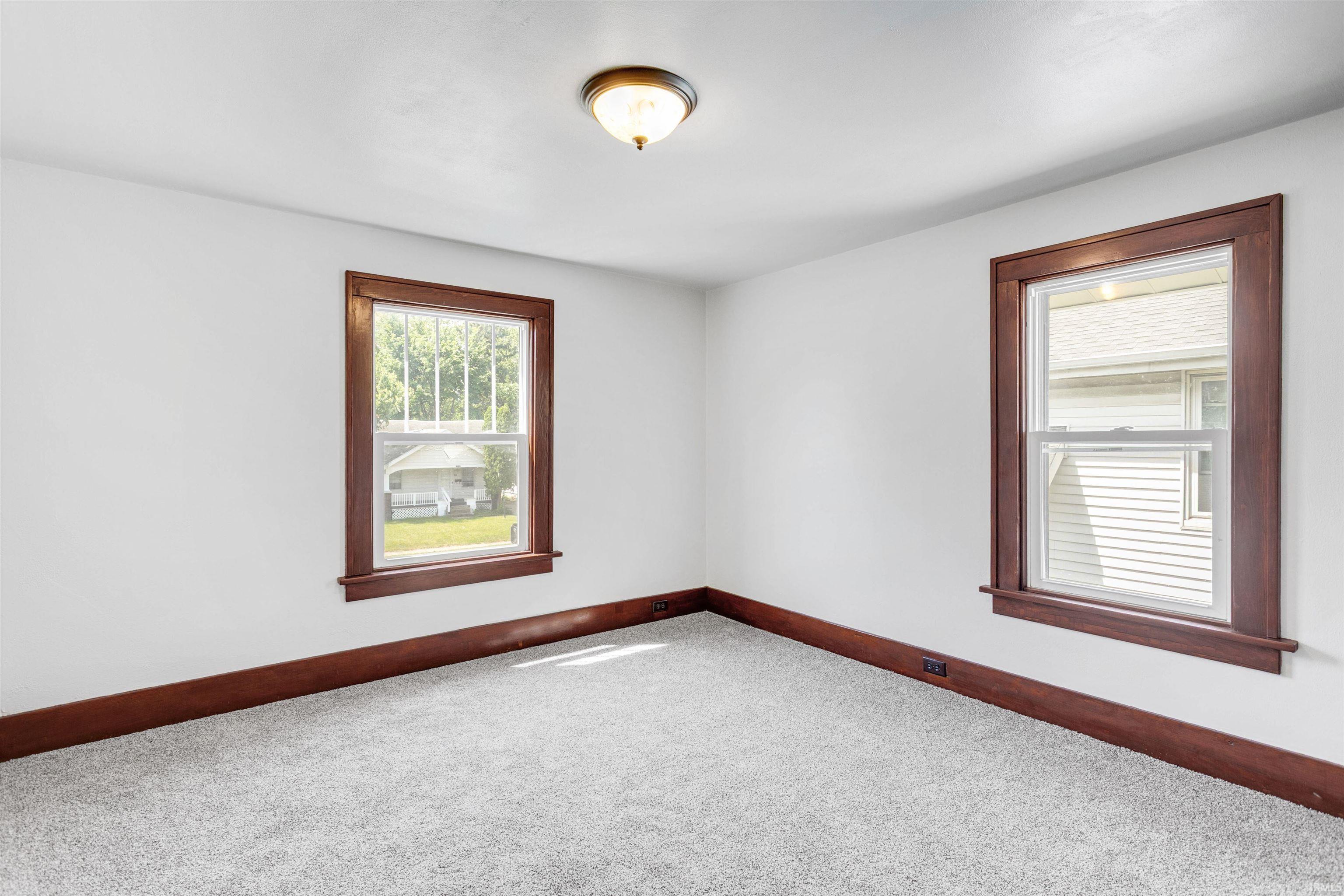 217 Altgeld Street South Bend IN 46614