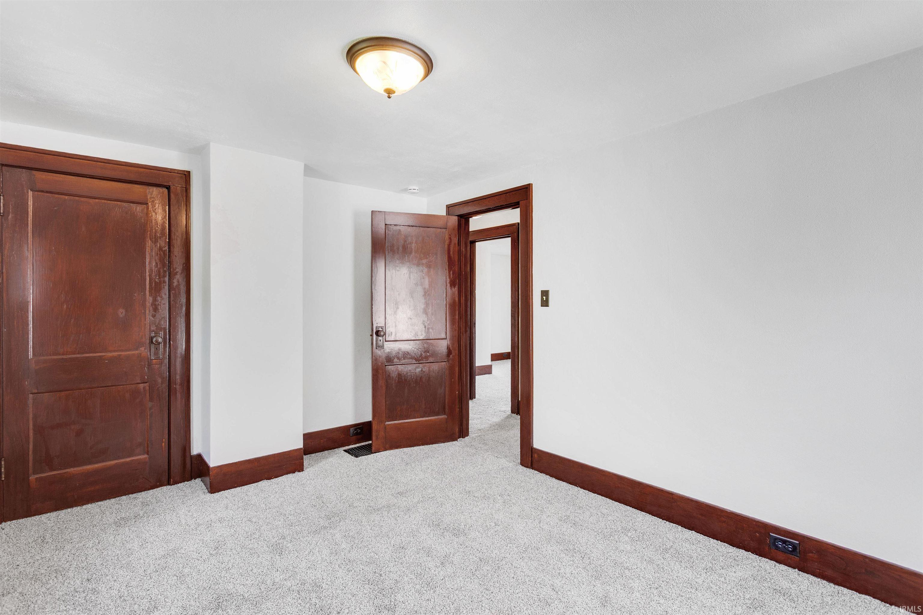 217 Altgeld Street South Bend IN 46614