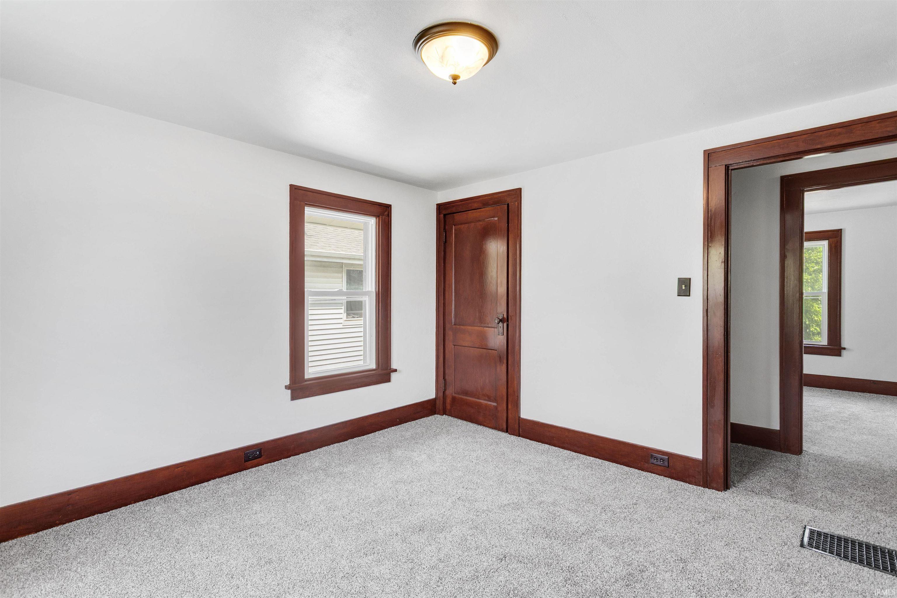 217 Altgeld Street South Bend IN 46614
