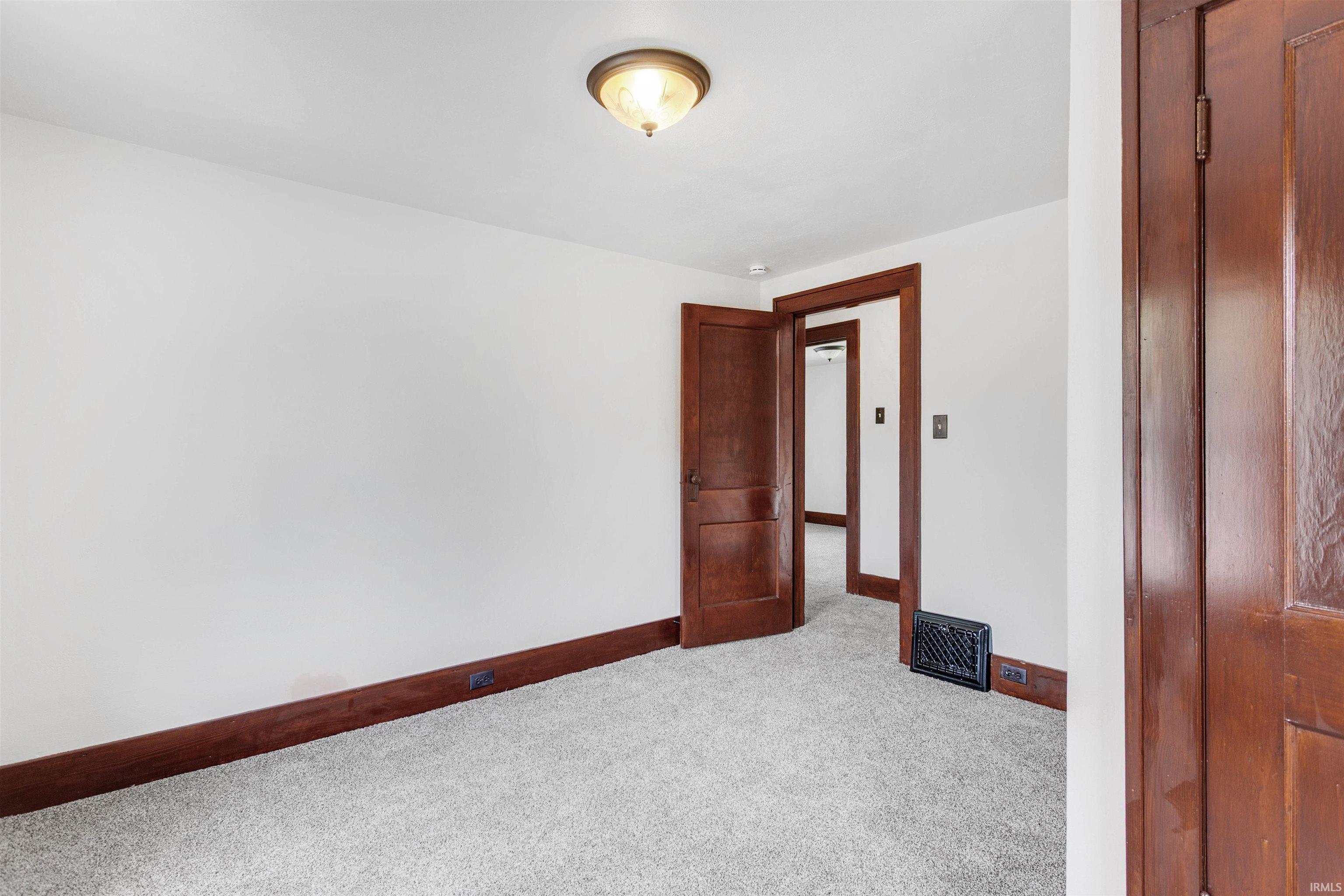 217 Altgeld Street South Bend IN 46614