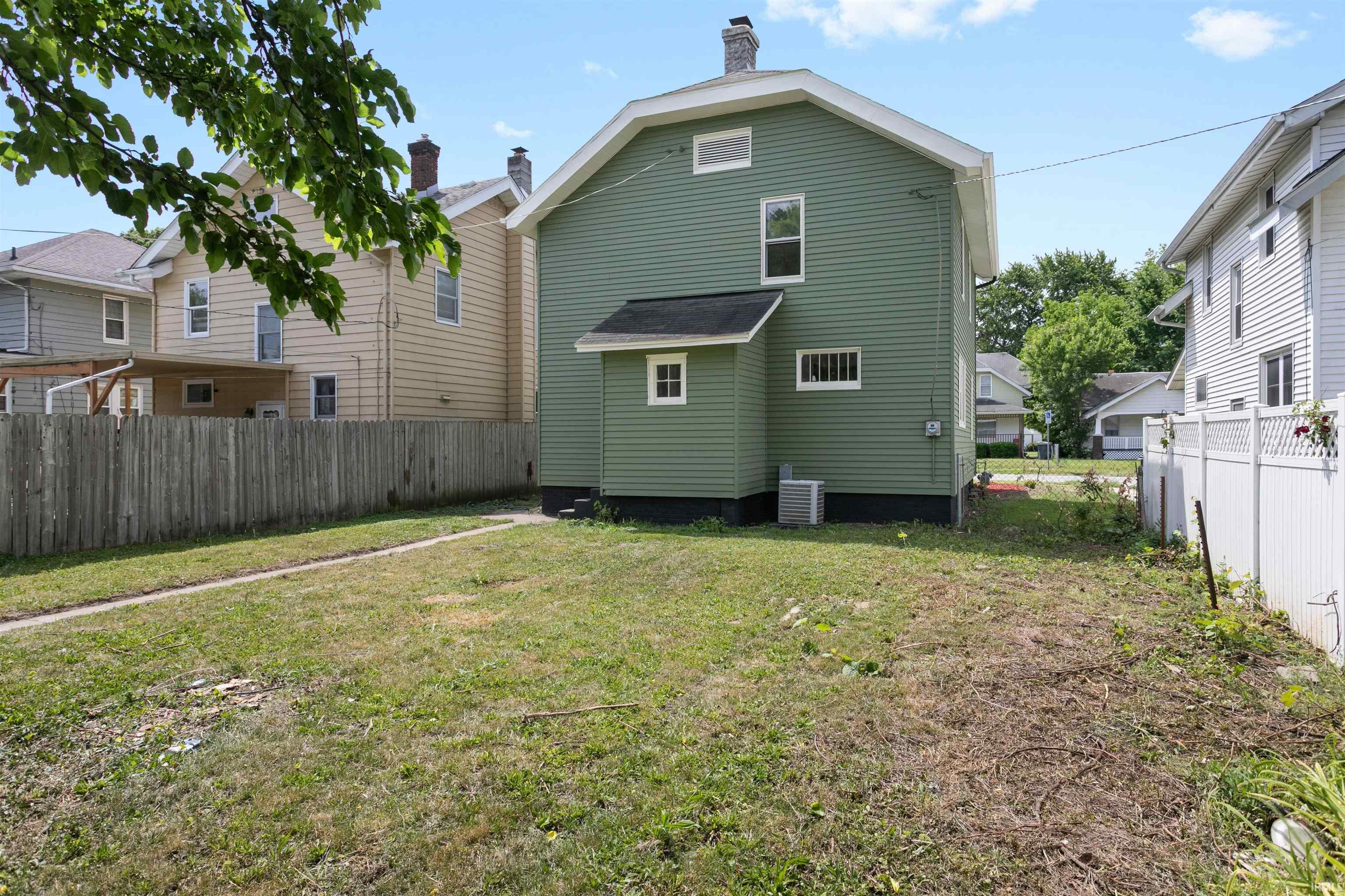 217 Altgeld Street South Bend IN 46614