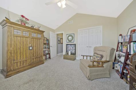 1034 Johannes Court Evansville IN 47725