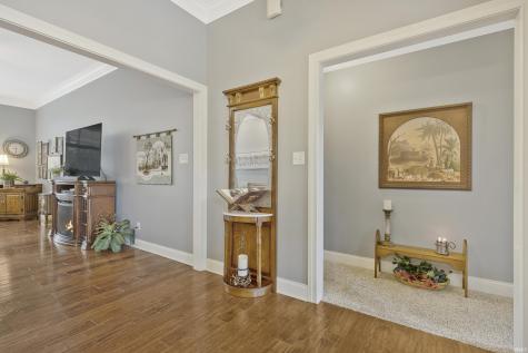 1034 Johannes Court Evansville IN 47725