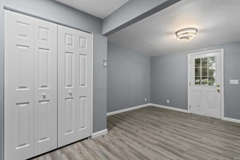 603 W Washington Street Galveston IN 46932