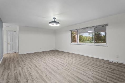 603 W Washington Street Galveston IN 46932