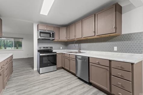 603 W Washington Street Galveston IN 46932