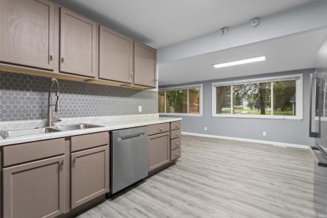 603 W Washington Street Galveston IN 46932