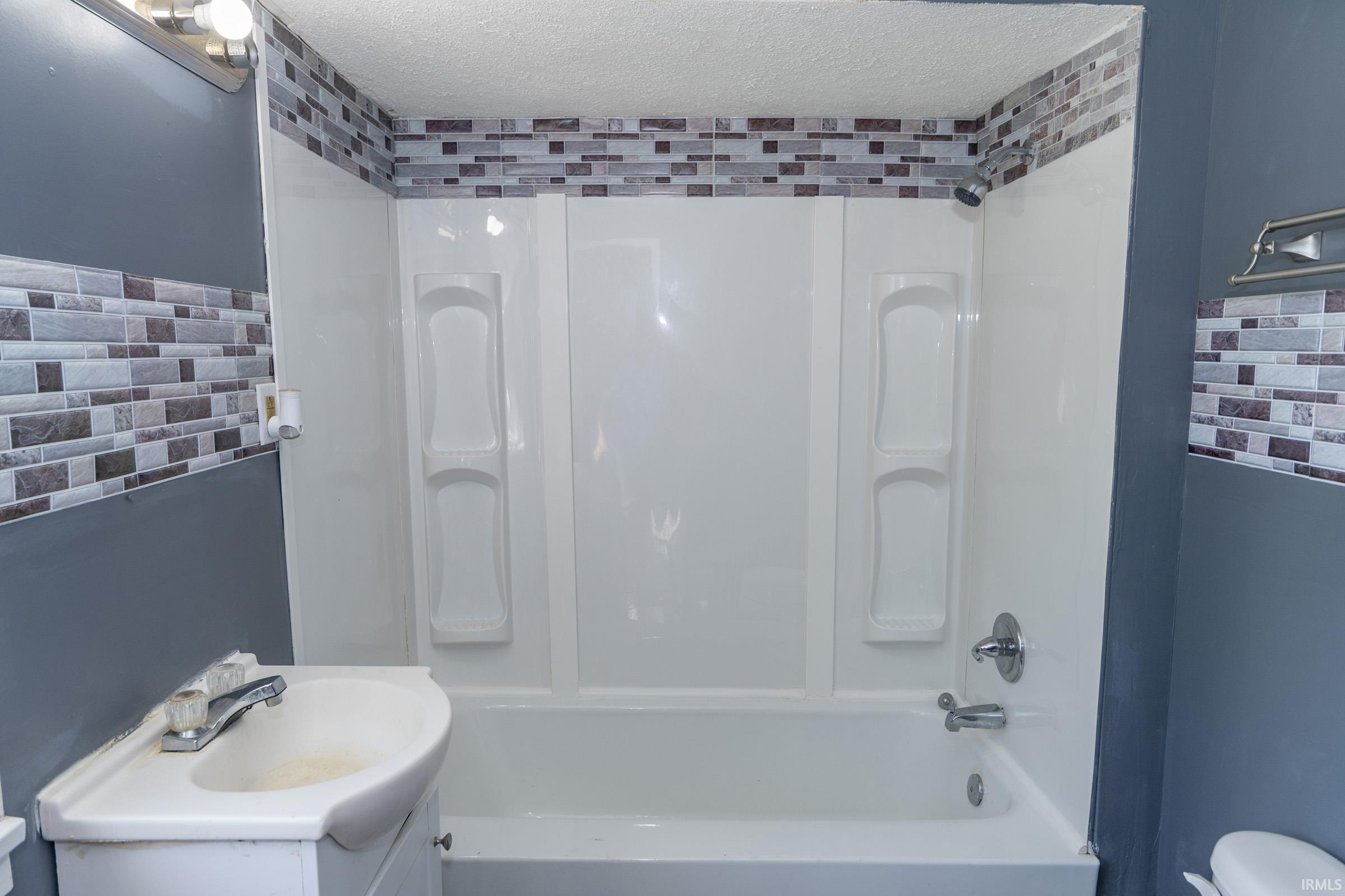 502 S 32nd Street South Bend IN 46615