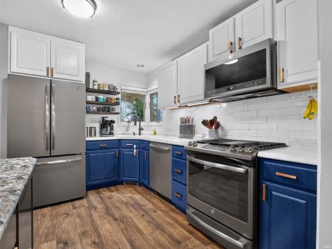 7411 Woodsmill Court Fort Wayne IN 46835