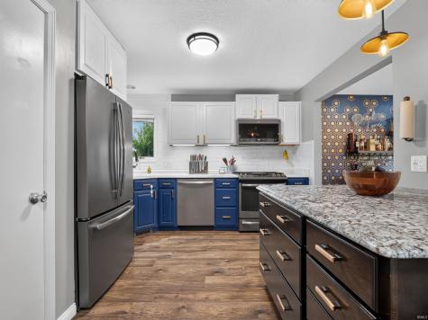 7411 Woodsmill Court Fort Wayne IN 46835
