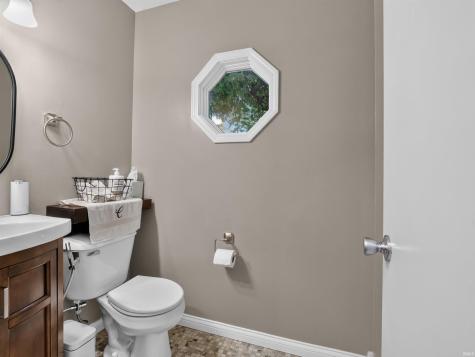 7411 Woodsmill Court Fort Wayne IN 46835