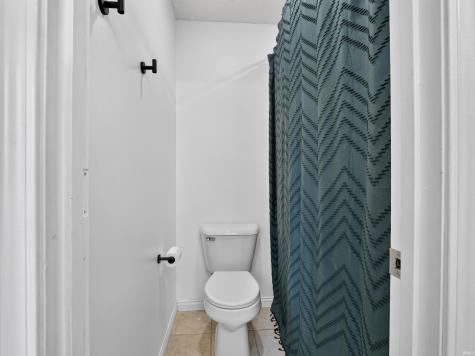 7411 Woodsmill Court Fort Wayne IN 46835