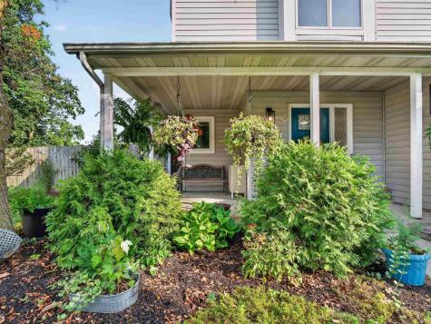 7411 Woodsmill Court Fort Wayne IN 46835