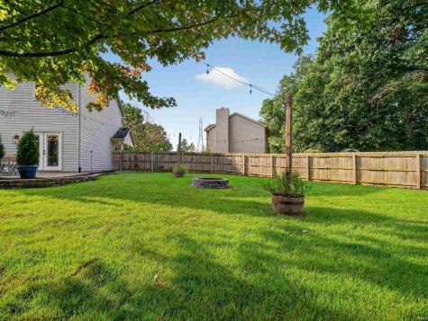 7411 Woodsmill Court Fort Wayne IN 46835