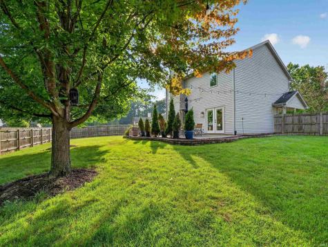 7411 Woodsmill Court Fort Wayne IN 46835