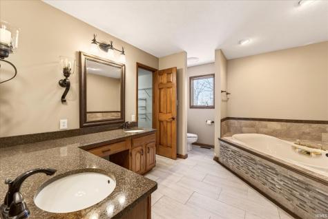 3825 E Devonshire Court Bloomington IN 47408