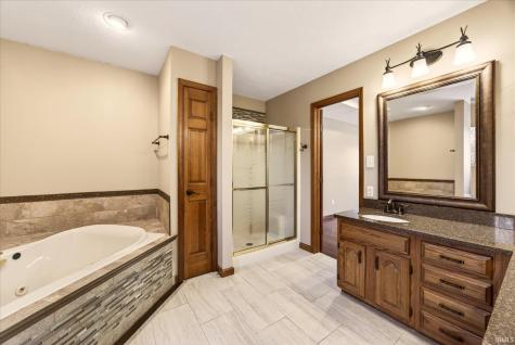 3825 E Devonshire Court Bloomington IN 47408