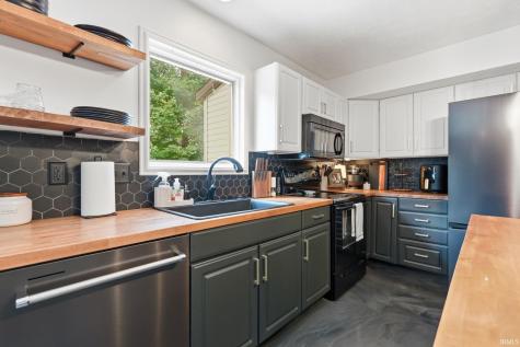 11370 Wilderness Trail Fishers IN 46038