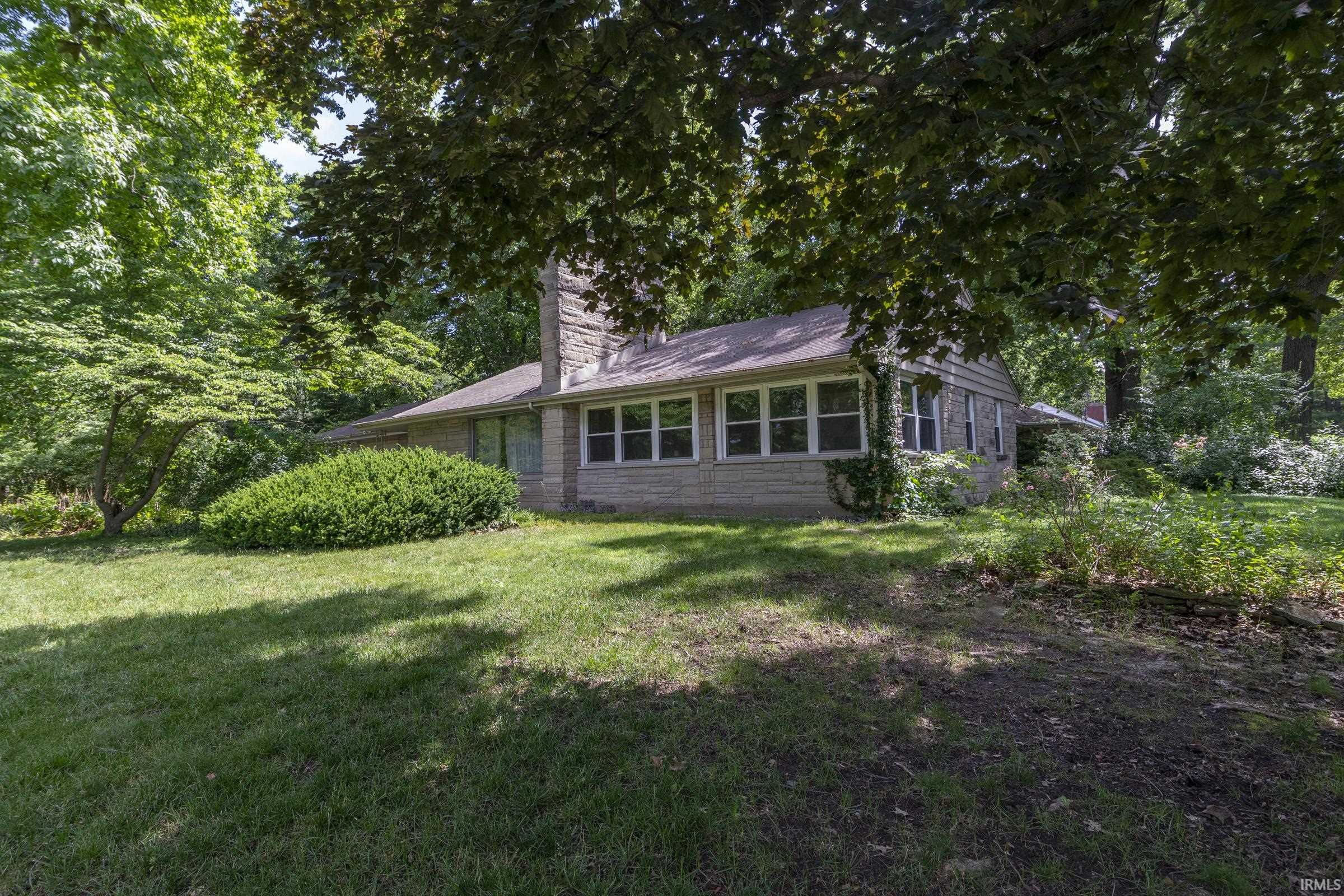 906 White Oak Drive South Bend IN 46617