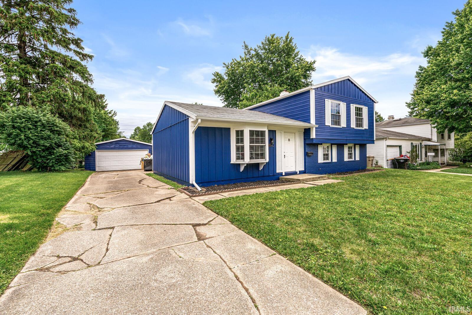 1456 Oakdale Drive South Bend IN 46614