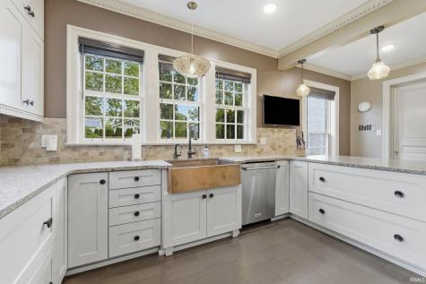 116 E Beardsley Avenue Elkhart IN 46514