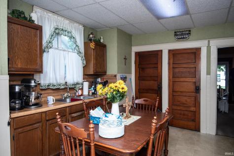1431 Bayou Street Vincennes IN 47591