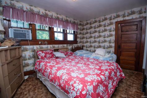 1431 Bayou Street Vincennes IN 47591