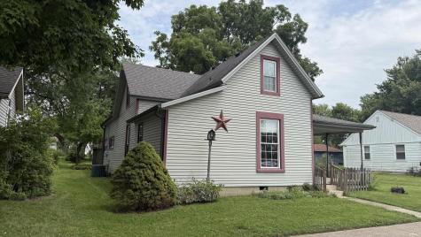 2414 S Vine Street Yorktown IN 47396