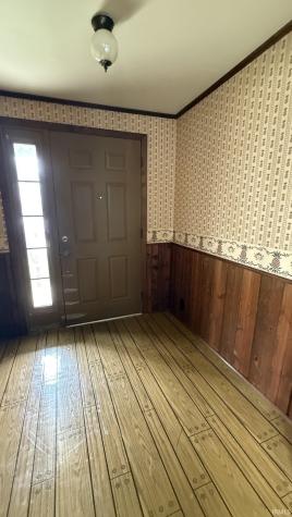 2414 S Vine Street Yorktown IN 47396