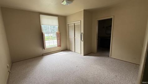 2414 S Vine Street Yorktown IN 47396