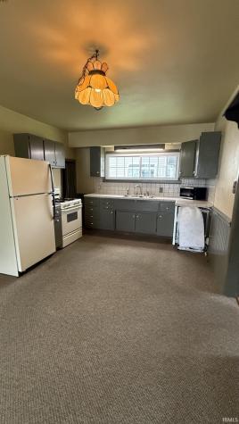 2414 S Vine Street Yorktown IN 47396