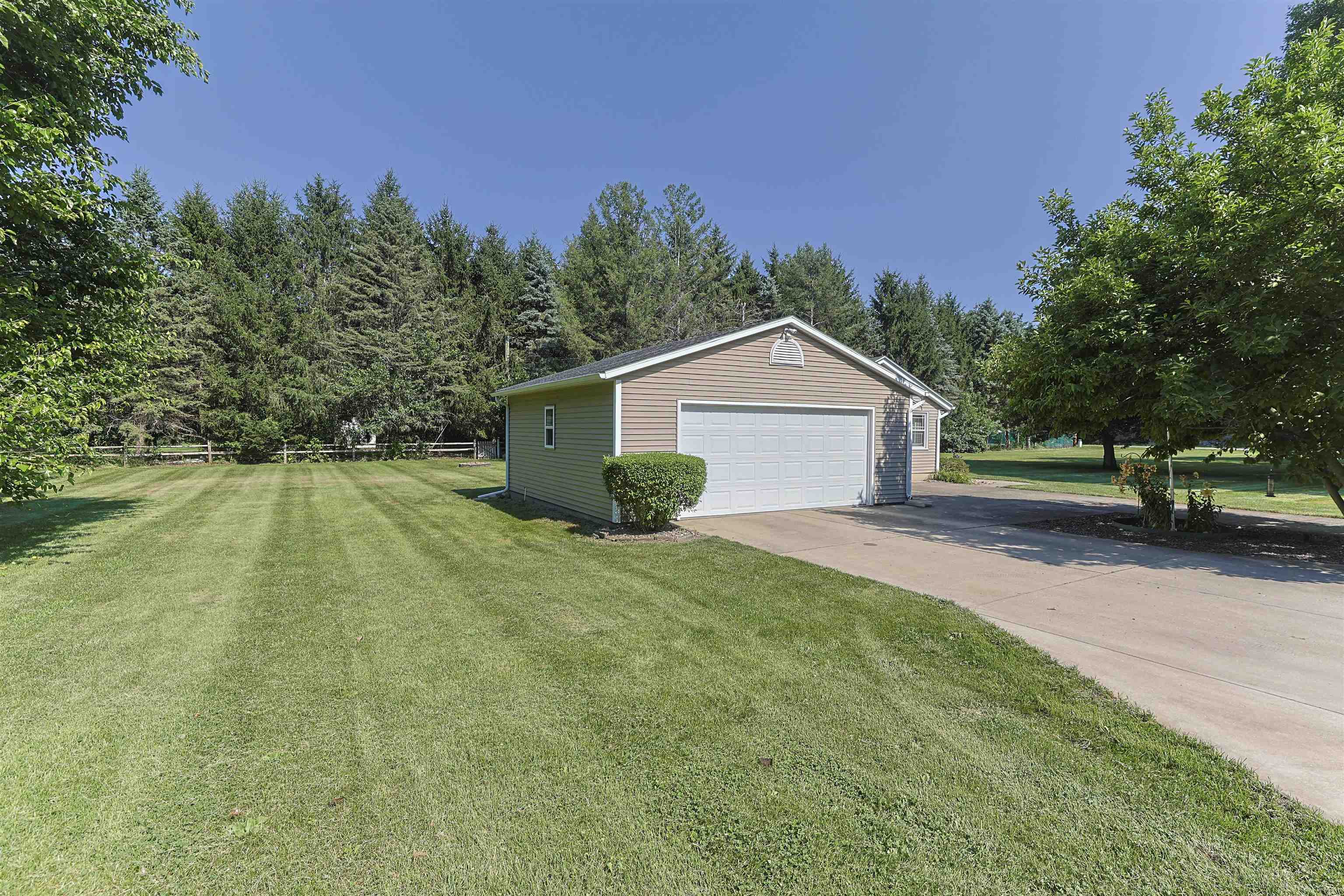 14607 Adams Road Granger IN 46530