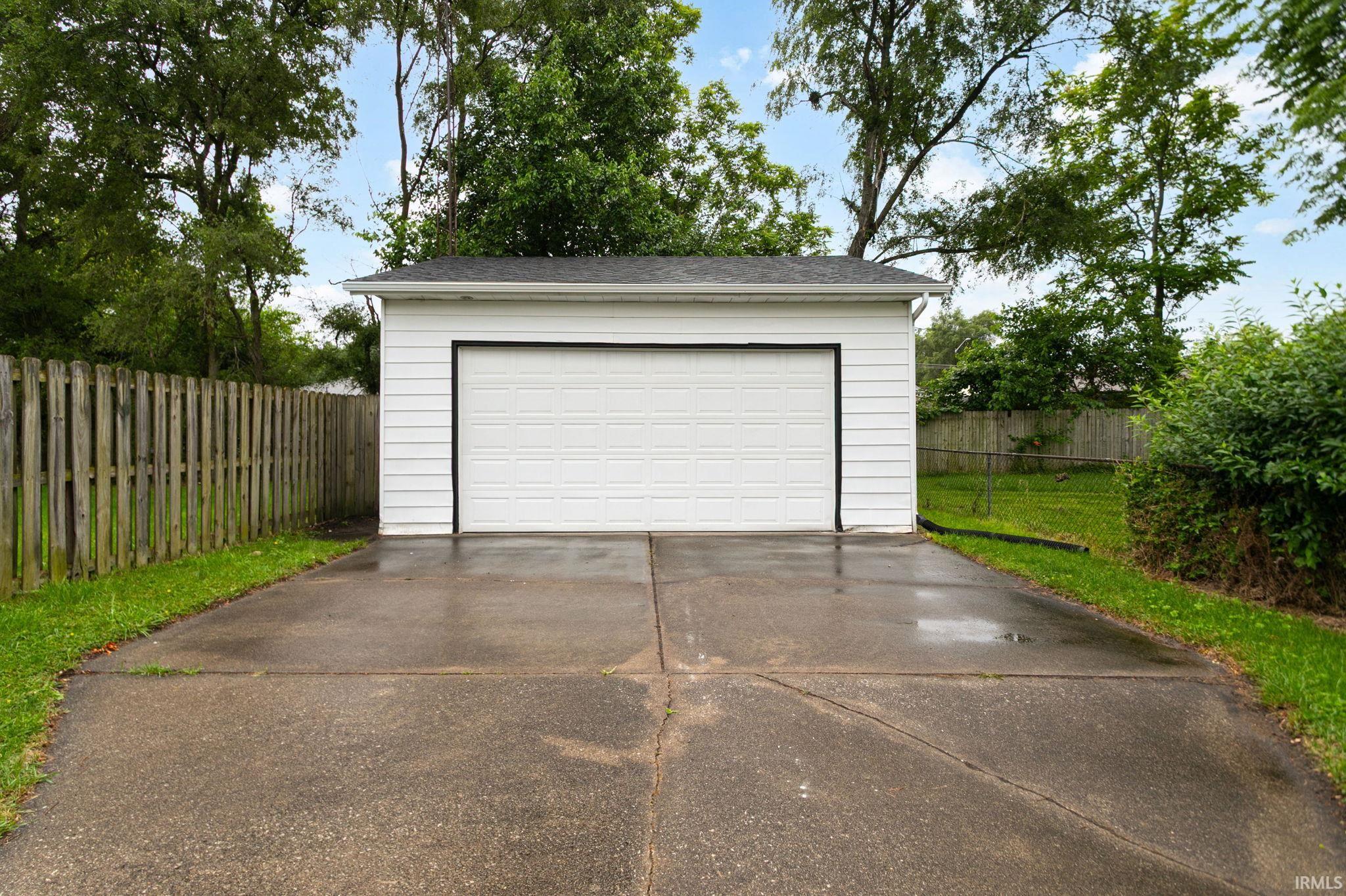749 E 11th Street Mishawaka IN 46544