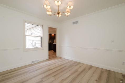 51723 E Gatehouse Drive South Bend IN 46637