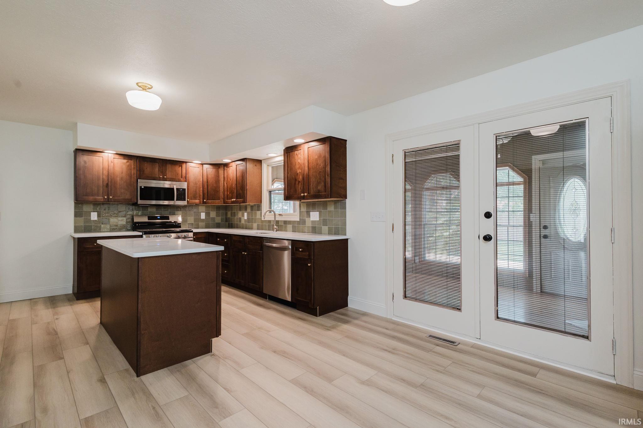 51723 E Gatehouse Drive South Bend IN 46637