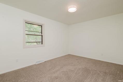 51723 E Gatehouse Drive South Bend IN 46637