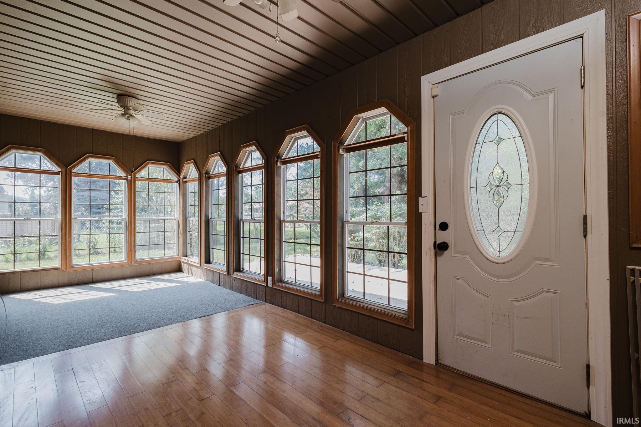 51723 E Gatehouse Drive South Bend IN 46637