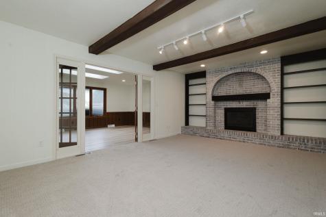 51723 E Gatehouse Drive South Bend IN 46637