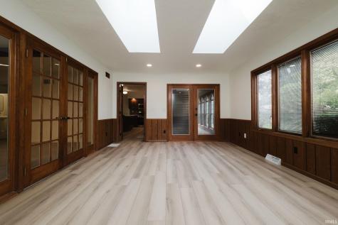 51723 E Gatehouse Drive South Bend IN 46637