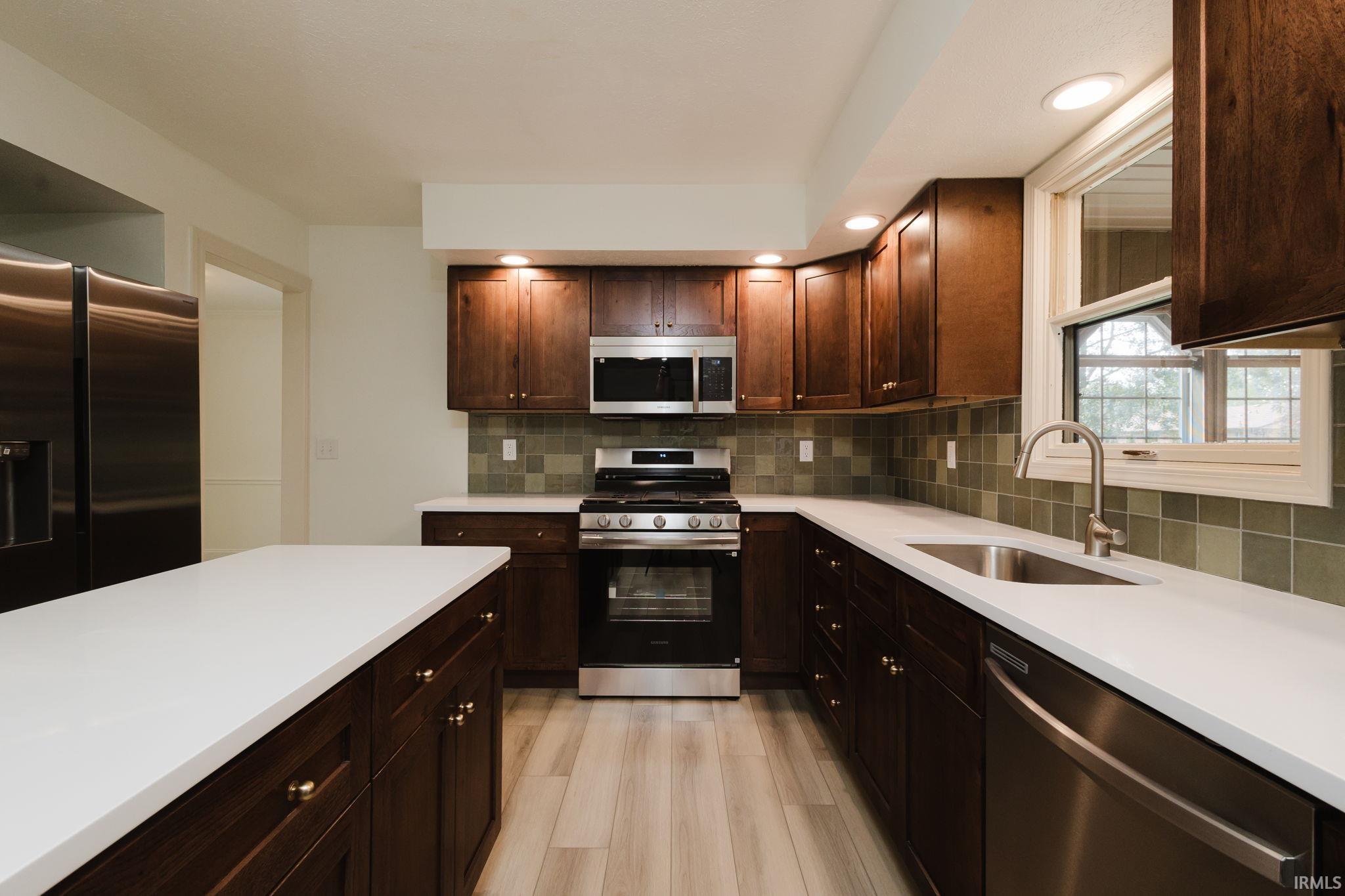 51723 E Gatehouse Drive South Bend IN 46637