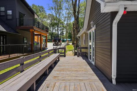 3387 E Stahl Road Monon IN 47959