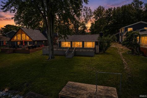 3387 E Stahl Road Monon IN 47959
