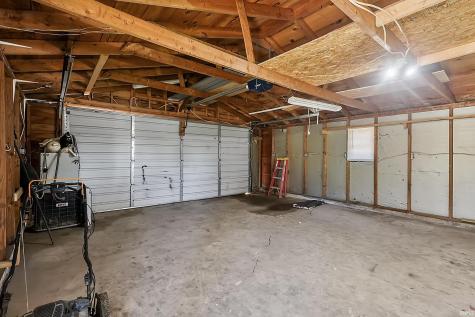 3387 E Stahl Road Monon IN 47959