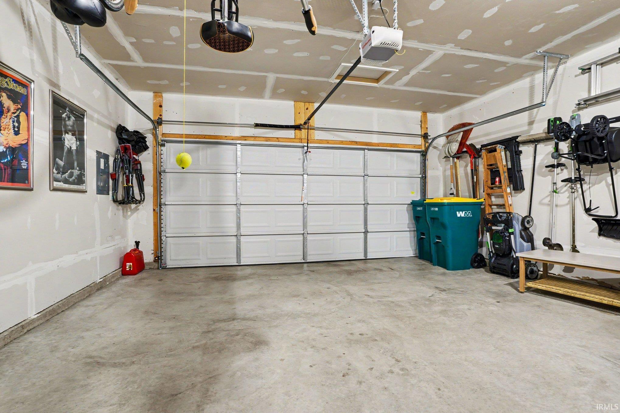2065 Bennington Drive Mishawaka IN 46544