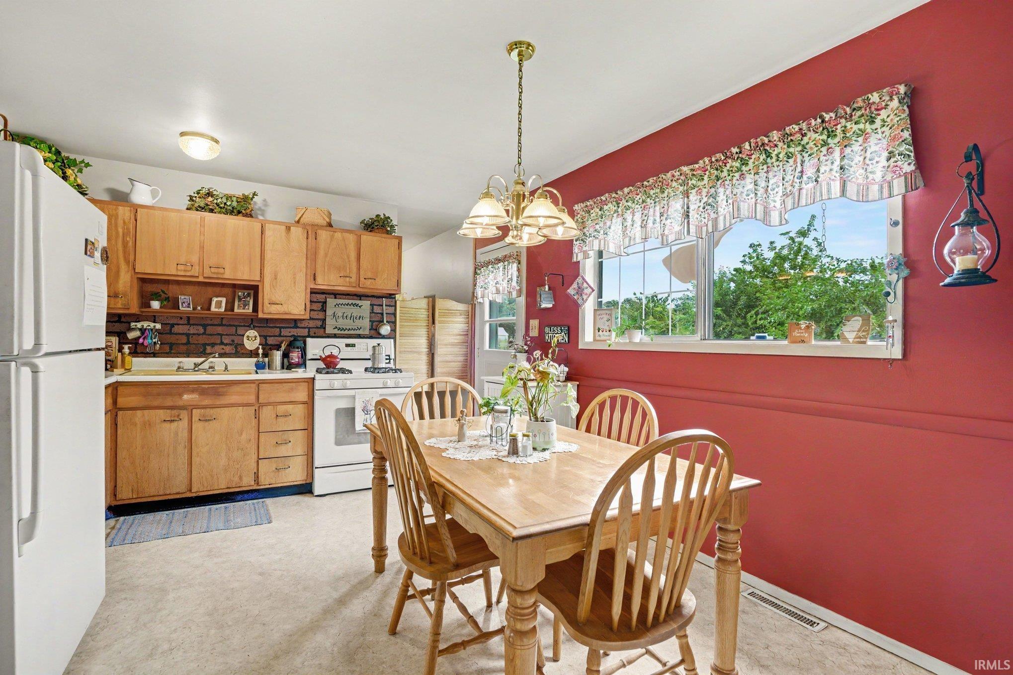 1316 Michigan Avenue Mishawaka IN 46544